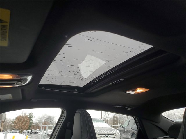 Used 2025 Hyundai Elantra N image 19