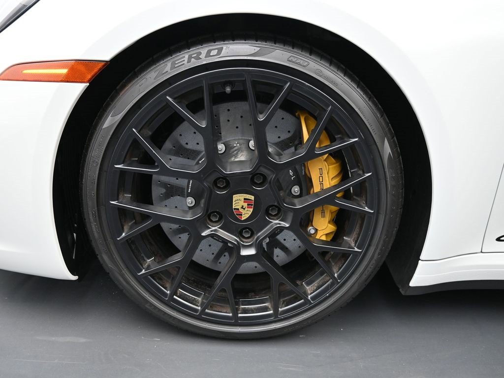 Used 2024 Porsche 911 Carrera GTS image 27