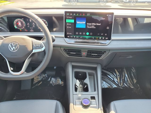 New 2026 Volkswagen Tiguan SE AWD/4WD image 14
