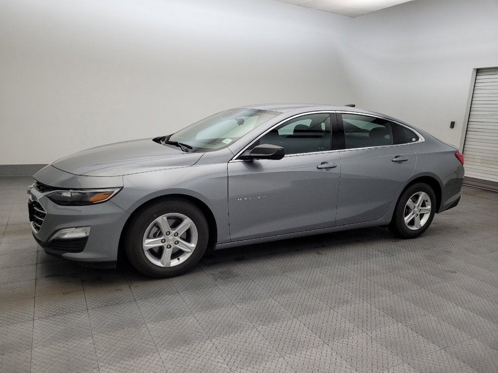 Used 2024 Chevrolet Malibu LS FWD image 2