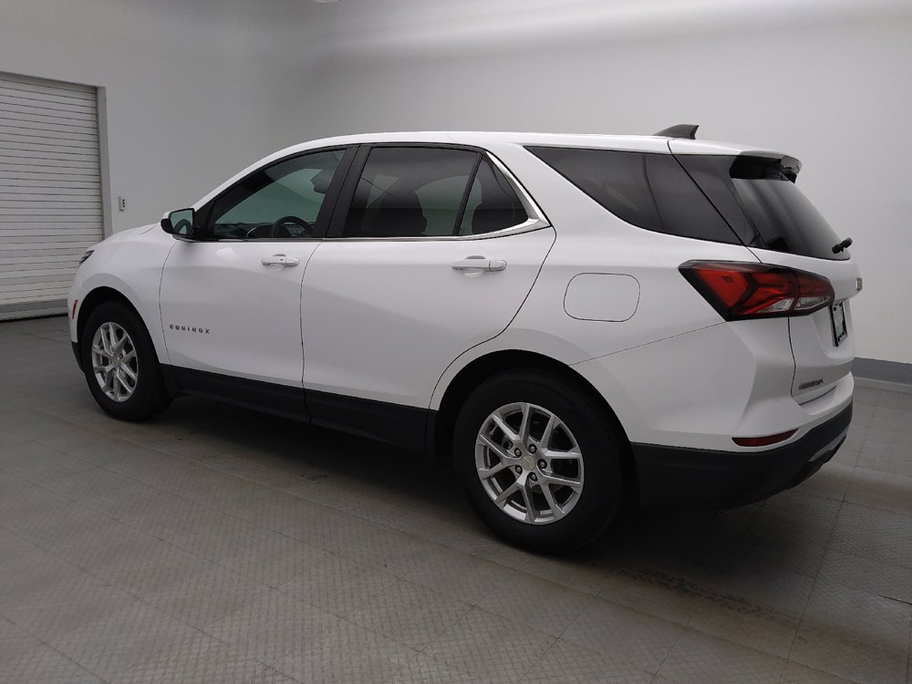 Used 2023 Chevrolet Equinox LT FWD image 3