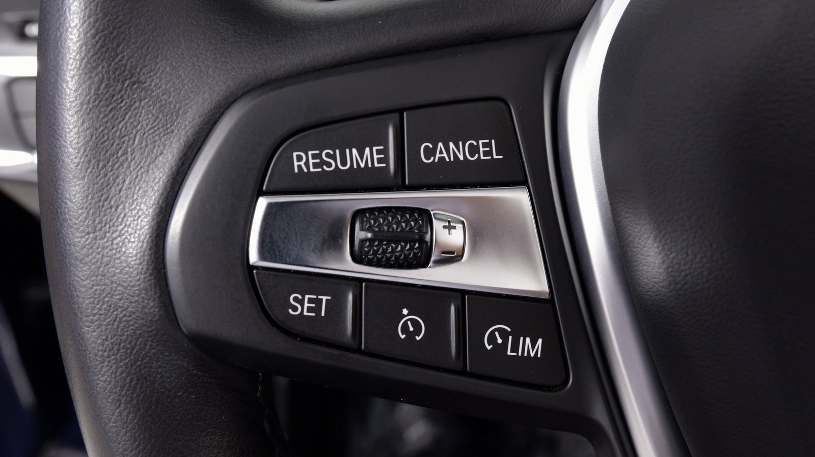 Used 2022 BMW Z4 sDrive30i w/ Driving Assistance Package image 49