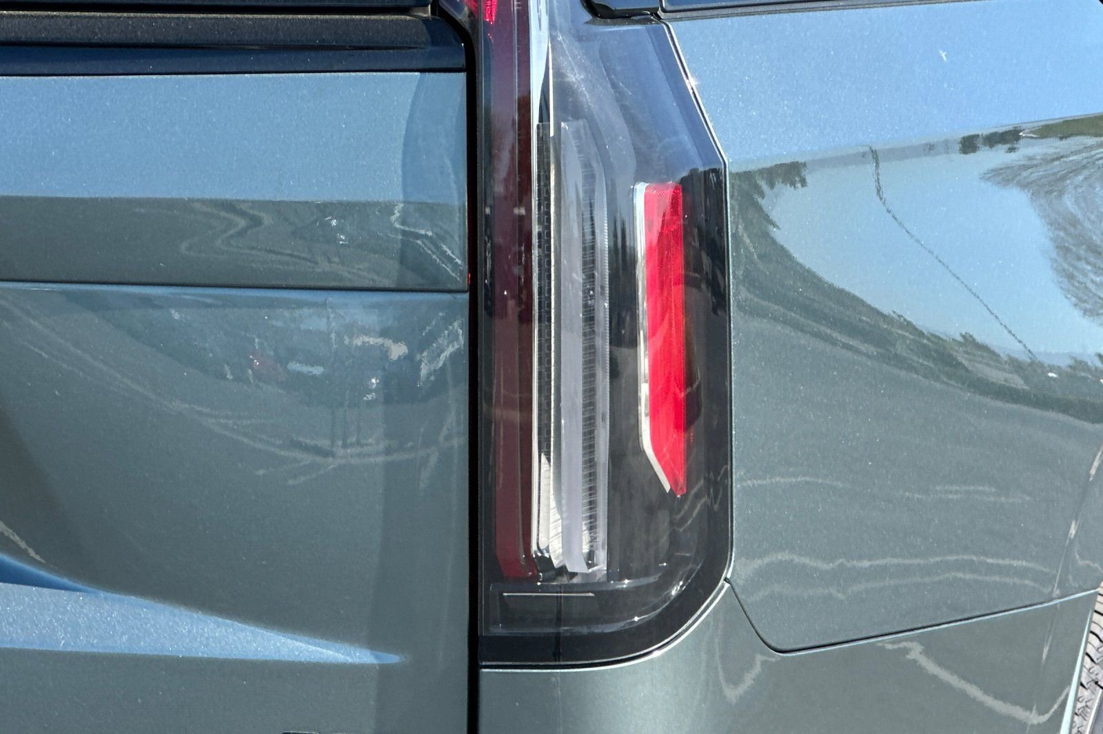 Certified 2023 Cadillac Escalade ESV Sport w/ LPO, ONYX Package image 51