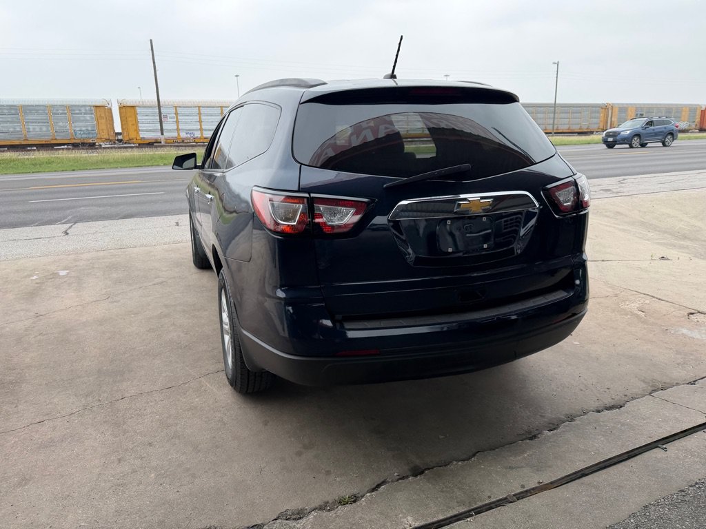 Used 2015 Chevrolet Traverse LS FWD image 24