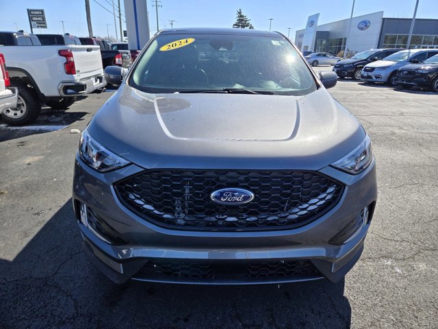 Certified 2024 Ford Edge ST-Line AWD/4WD image 3
