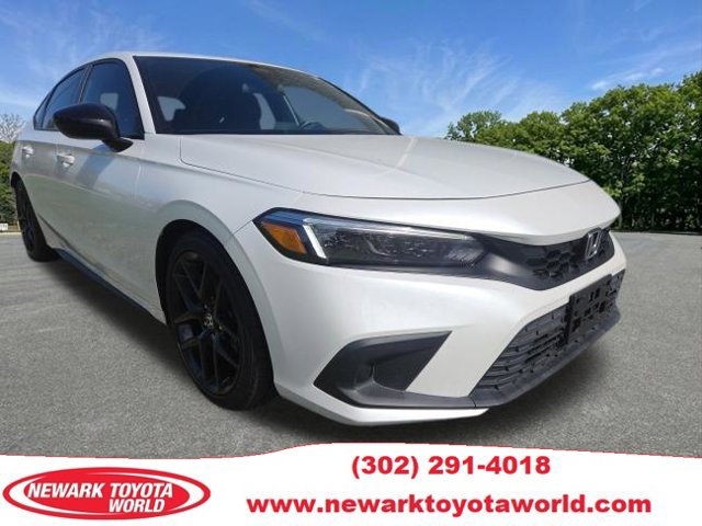 Used 2024 Honda Civic Sport image 1