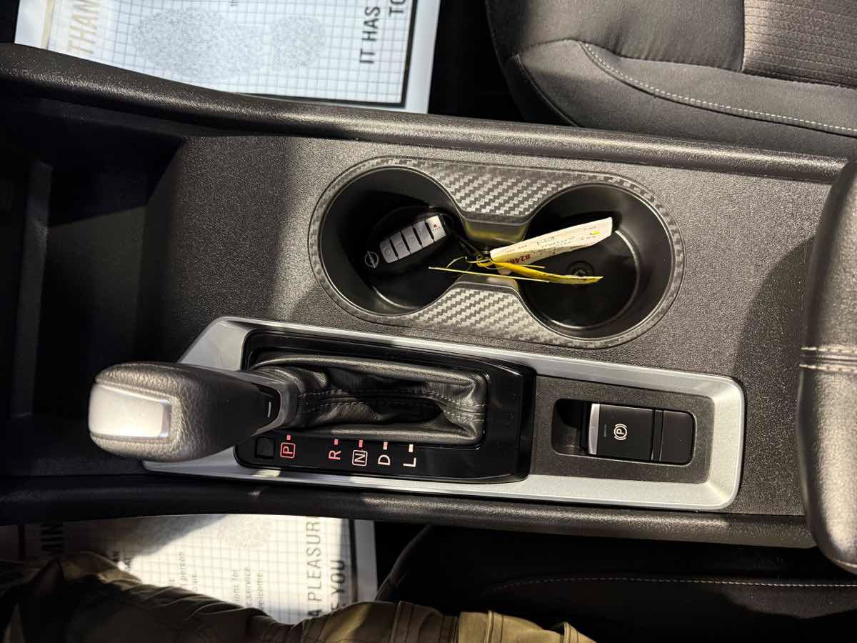 Used 2025 Nissan Altima 2.5 SV AWD/4WD image 18