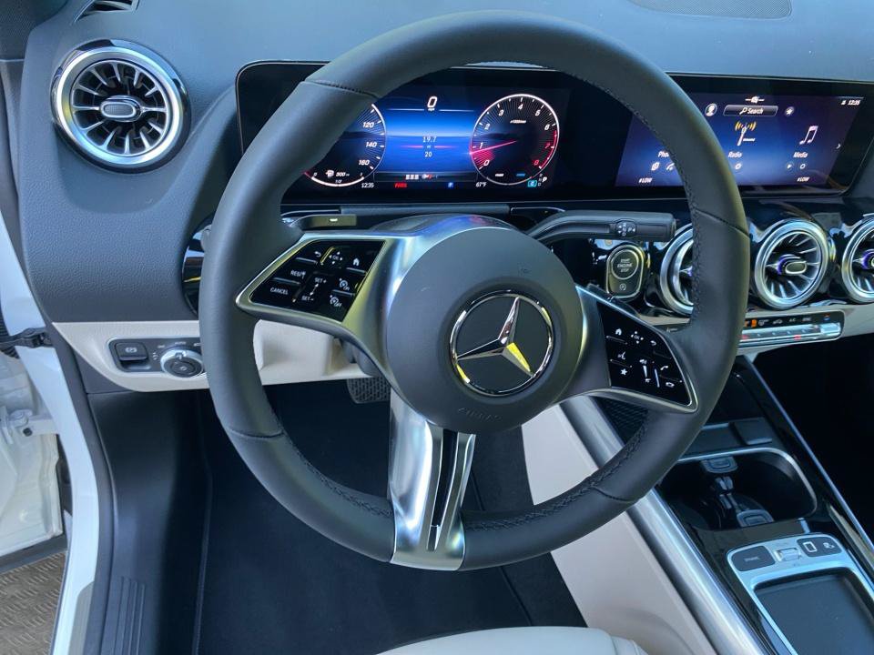New 2026 Mercedes-Benz GLA 250 4MATIC image 10