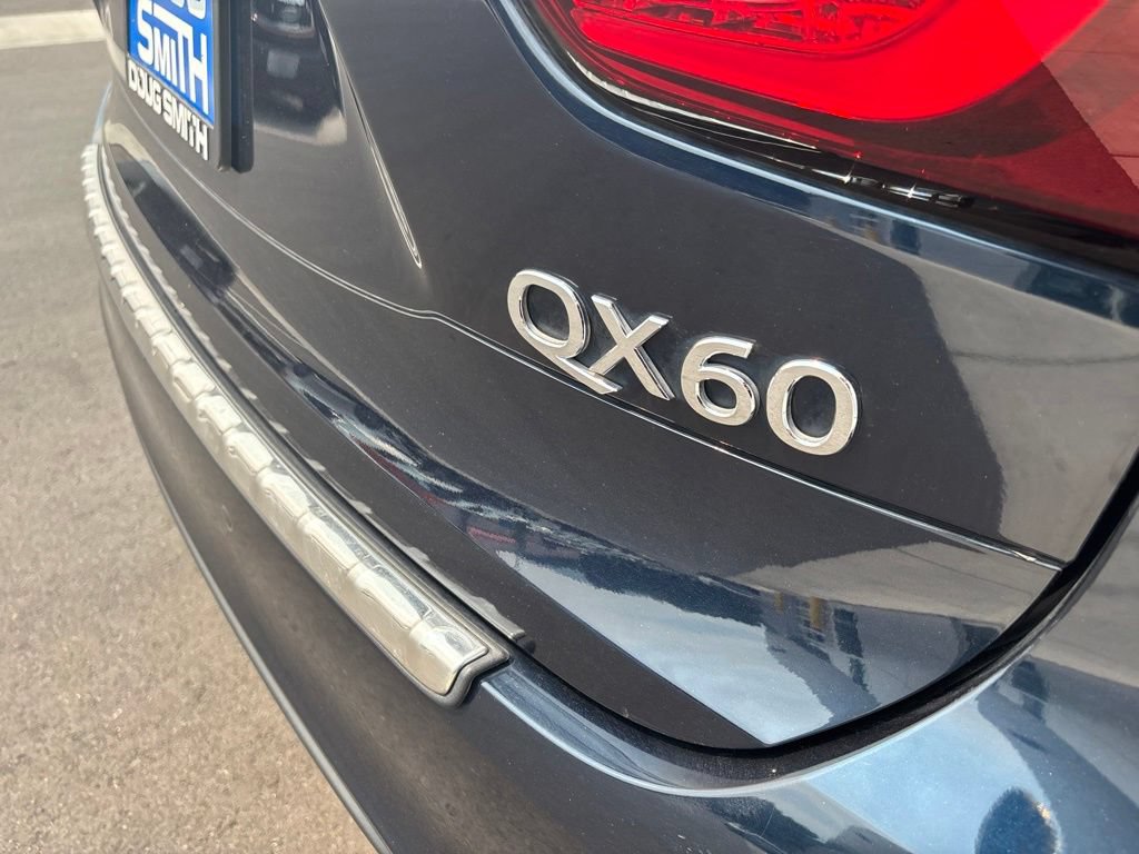 Used 2016 INFINITI QX60 Luxe w/ Premium Plus Package AWD/4WD image 18