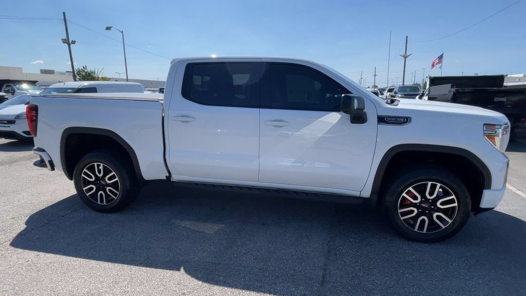 Used 2022 GMC Sierra 1500 AT4 w/ AT4 Premium Package AWD/4WD image 3