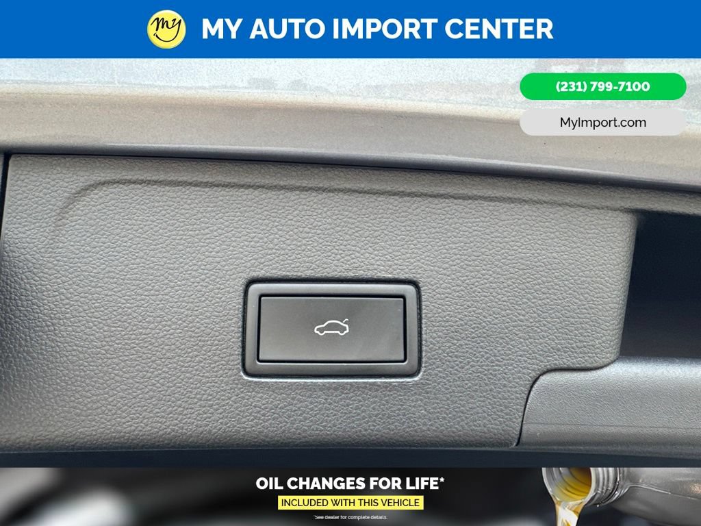 Used 2023 Volkswagen Atlas Cross Sport SEL R-Line AWD/4WD image 26