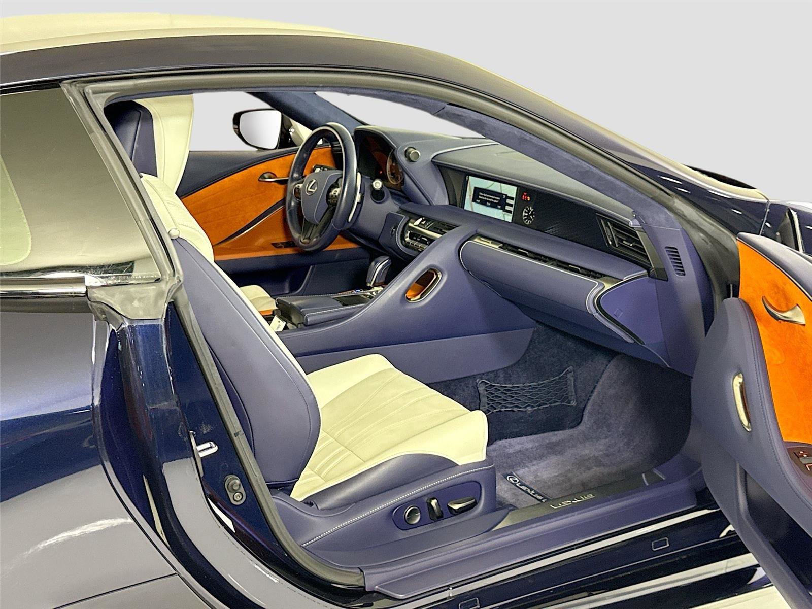 Used 2018 Lexus LC 500h w/ Touring Package image 29