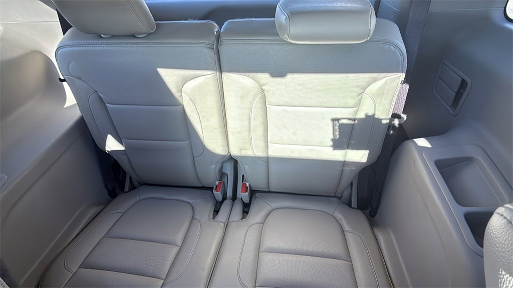 Used 2017 GMC Acadia Denali w/ Technology Package image 12