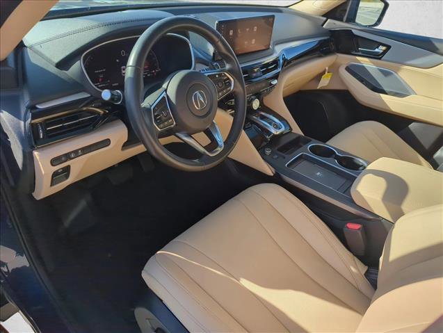 Used 2025 Acura MDX FWD image 9
