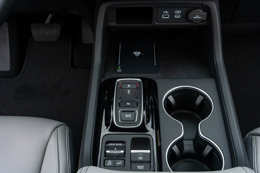 New 2025 Honda Pilot Touring image 25