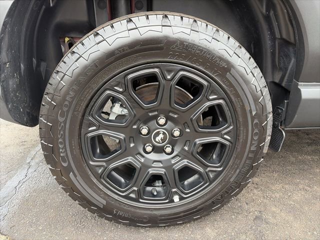 Used 2025 Ford Bronco Sport Badlands image 11