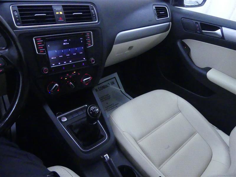 Used 2018 Volkswagen Jetta SE image 13