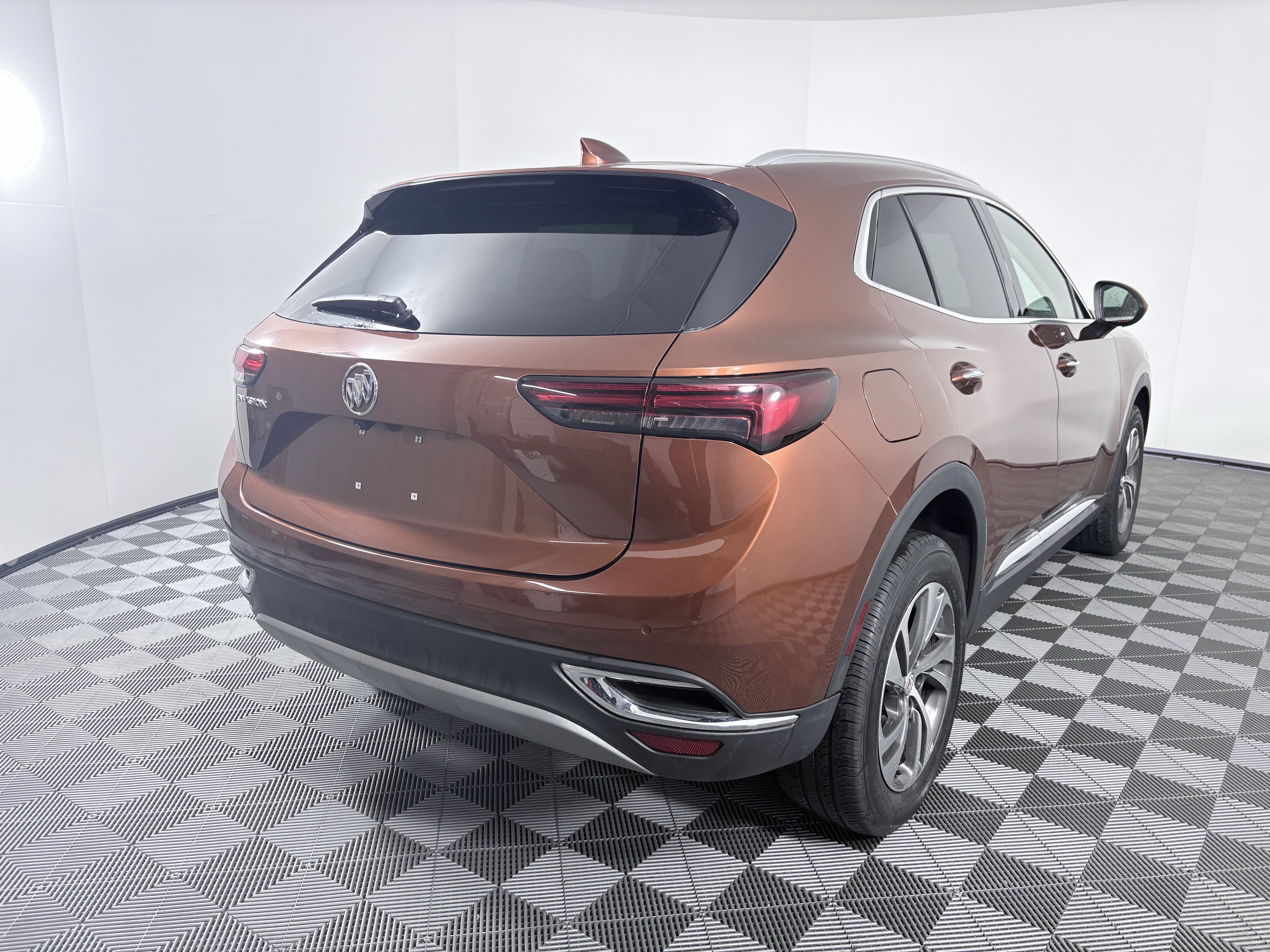 Used 2022 Buick Envision Essence w/ Technology Package I image 10