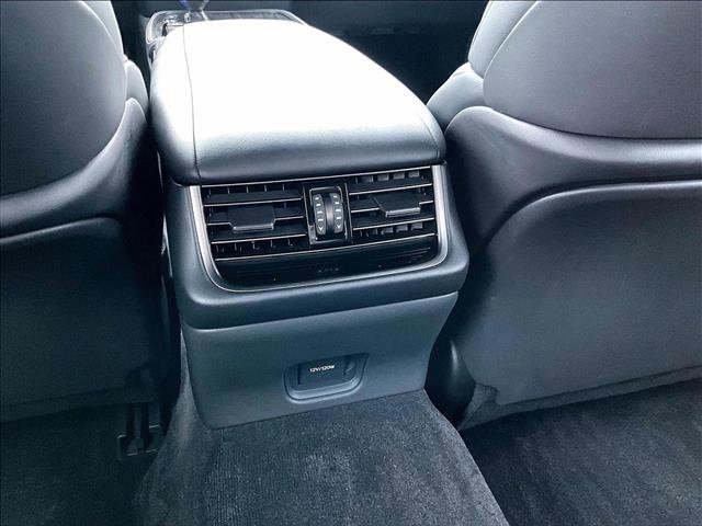 Used 2021 Lexus LS 500 w/ Accessory Package (Z2) image 25