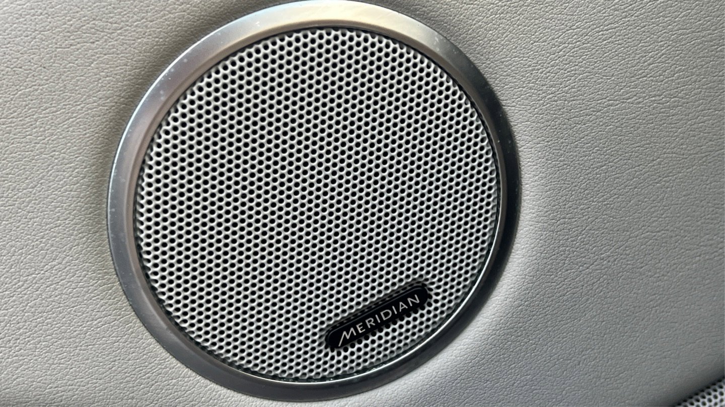 Used 2016 Land Rover Range Rover HSE image 25