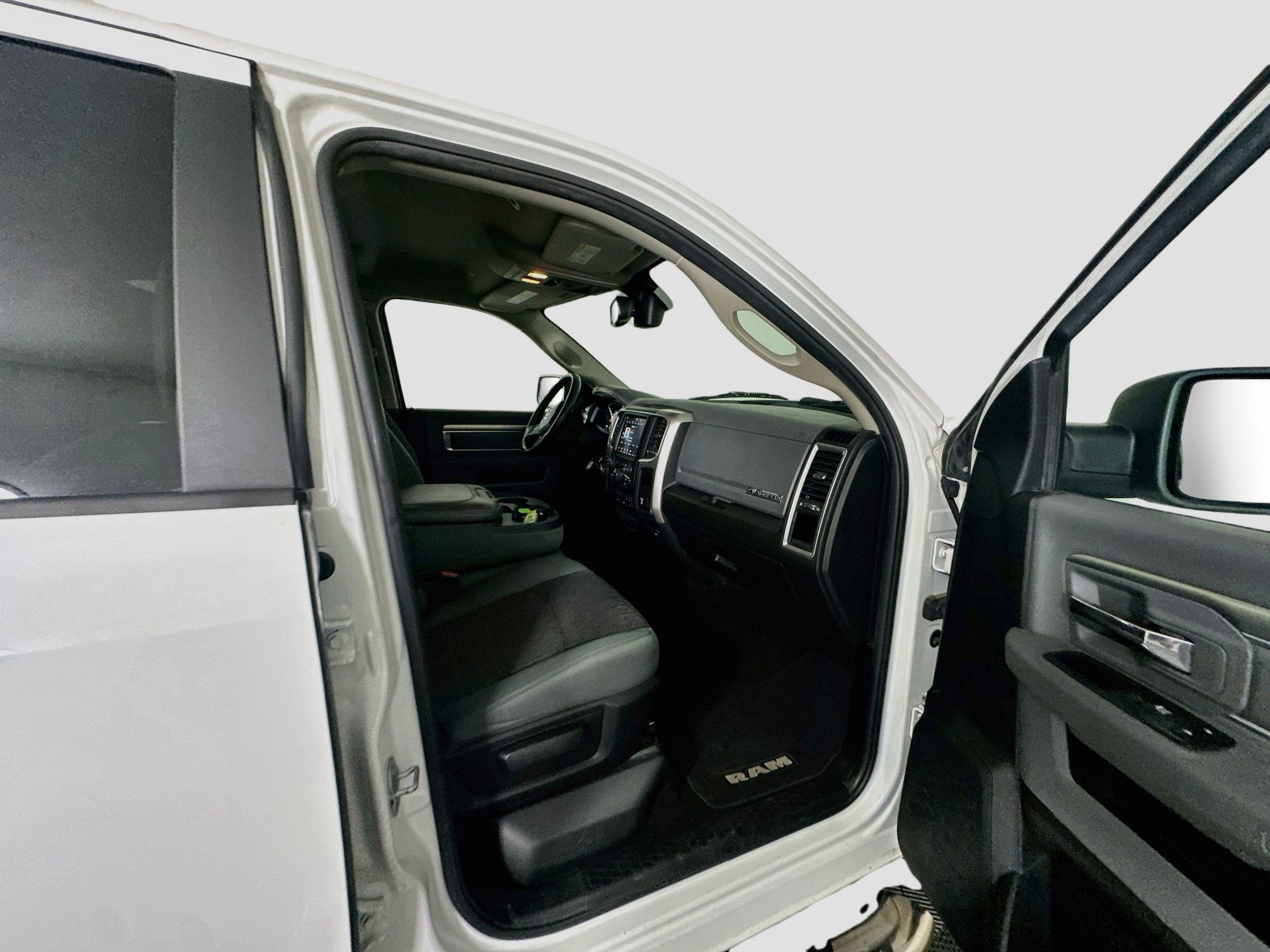 Used 2018 RAM 1500 Big Horn AWD/4WD image 29