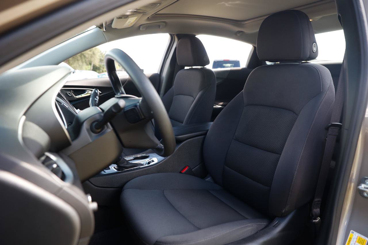 Used 2024 Chevrolet Malibu LT FWD image 4