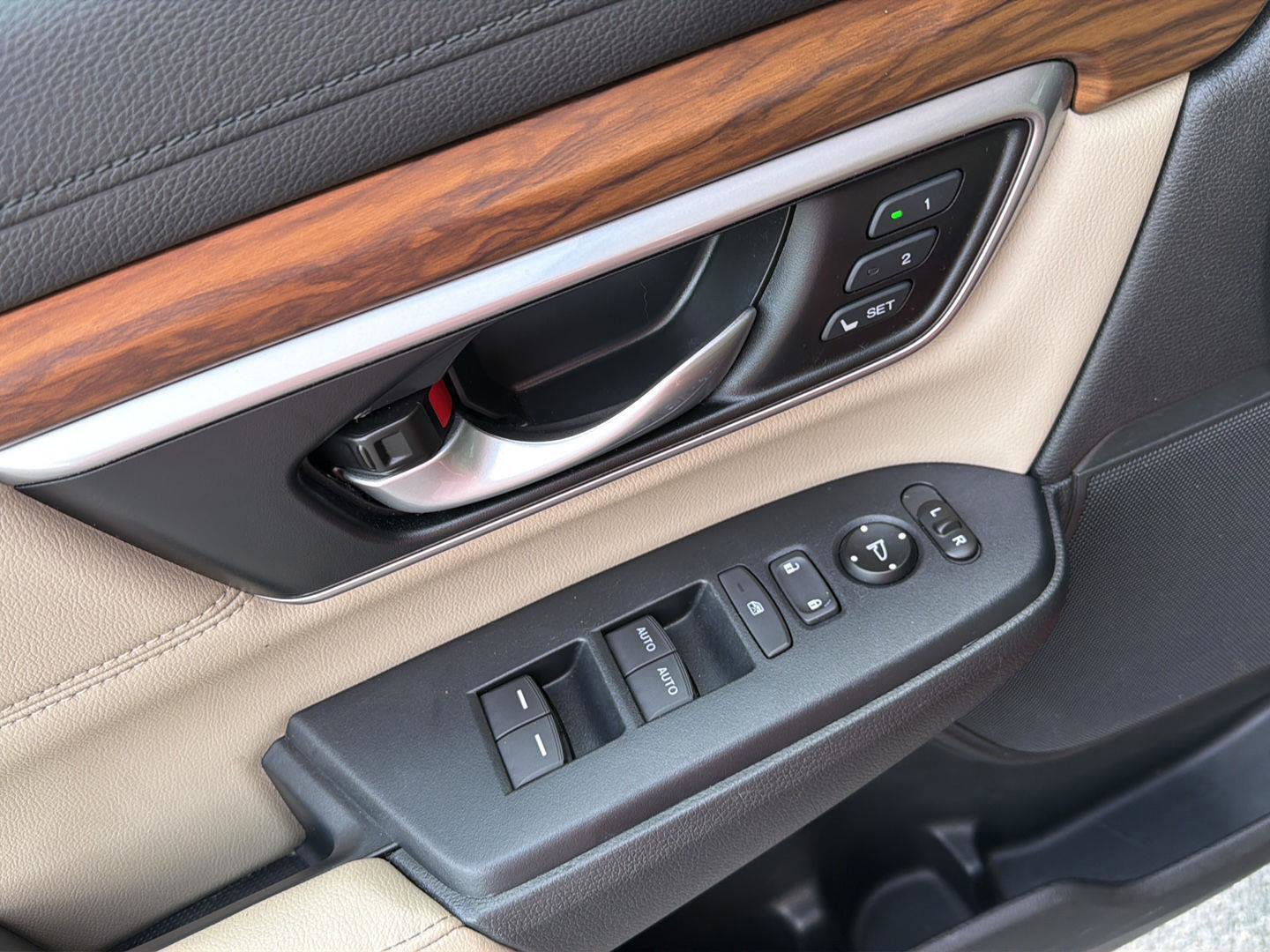 Used 2019 Honda CR-V EX-L image 33