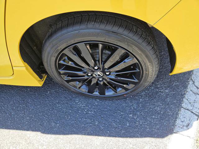Used 2018 Honda Fit Sport image 11