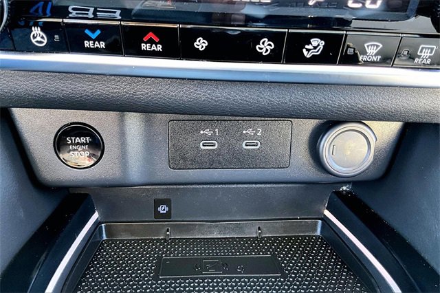 Certified 2024 Nissan Rogue SL w/ SL Premium Package image 16