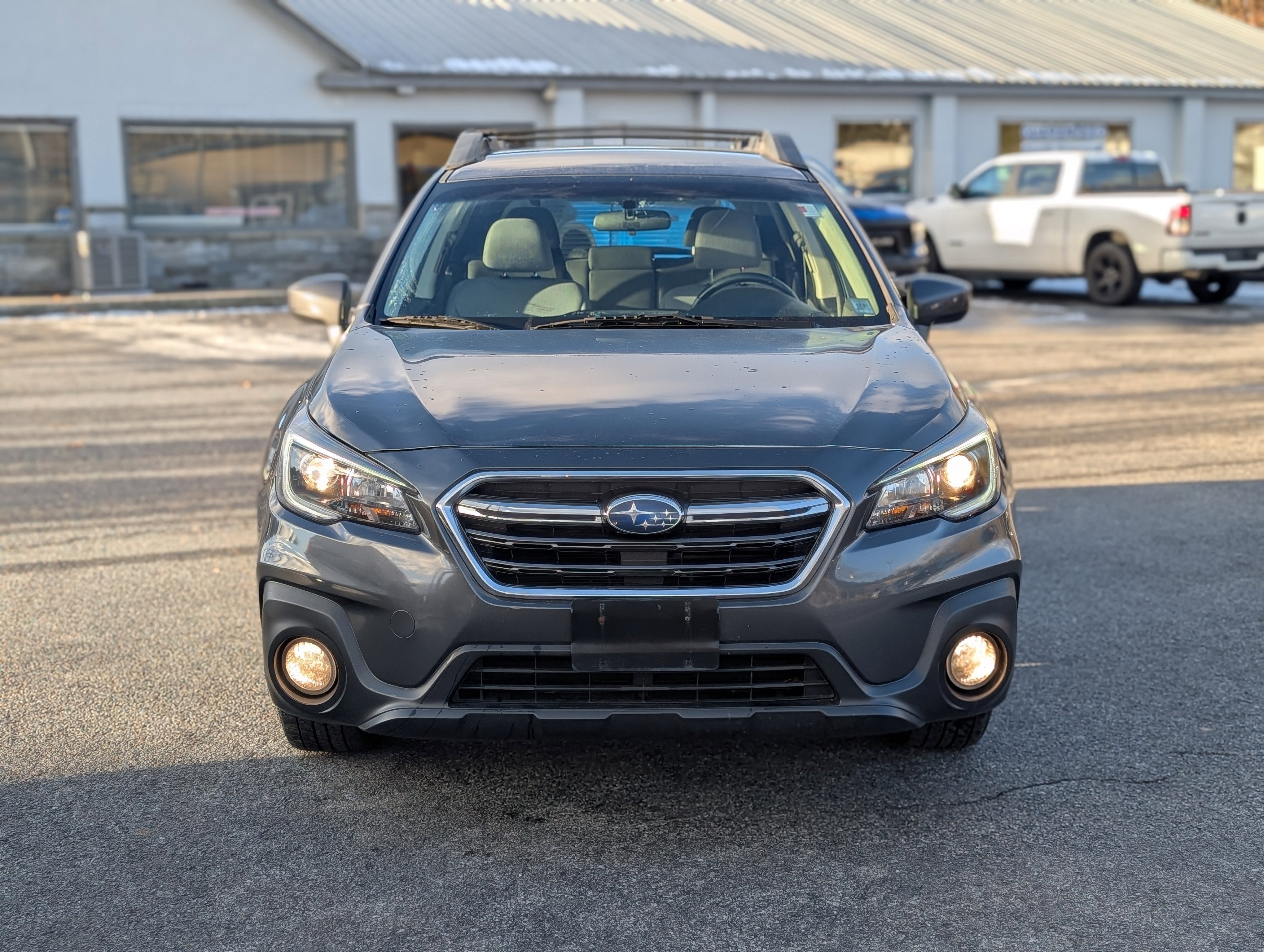 Used 2018 Subaru Outback 2.5i Premium image 13