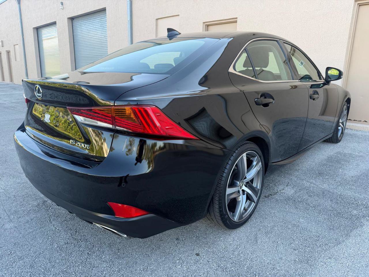 Used 2017 Lexus IS 200t w/ Premium Package RWD image 7