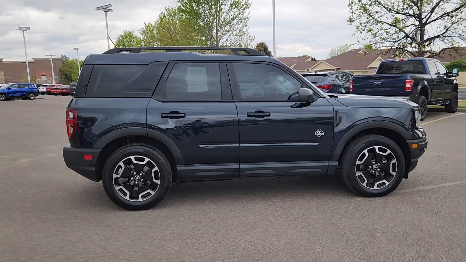Used 2023 Ford Bronco Sport Outer Banks w/ Tech Package AWD/4WD image 11