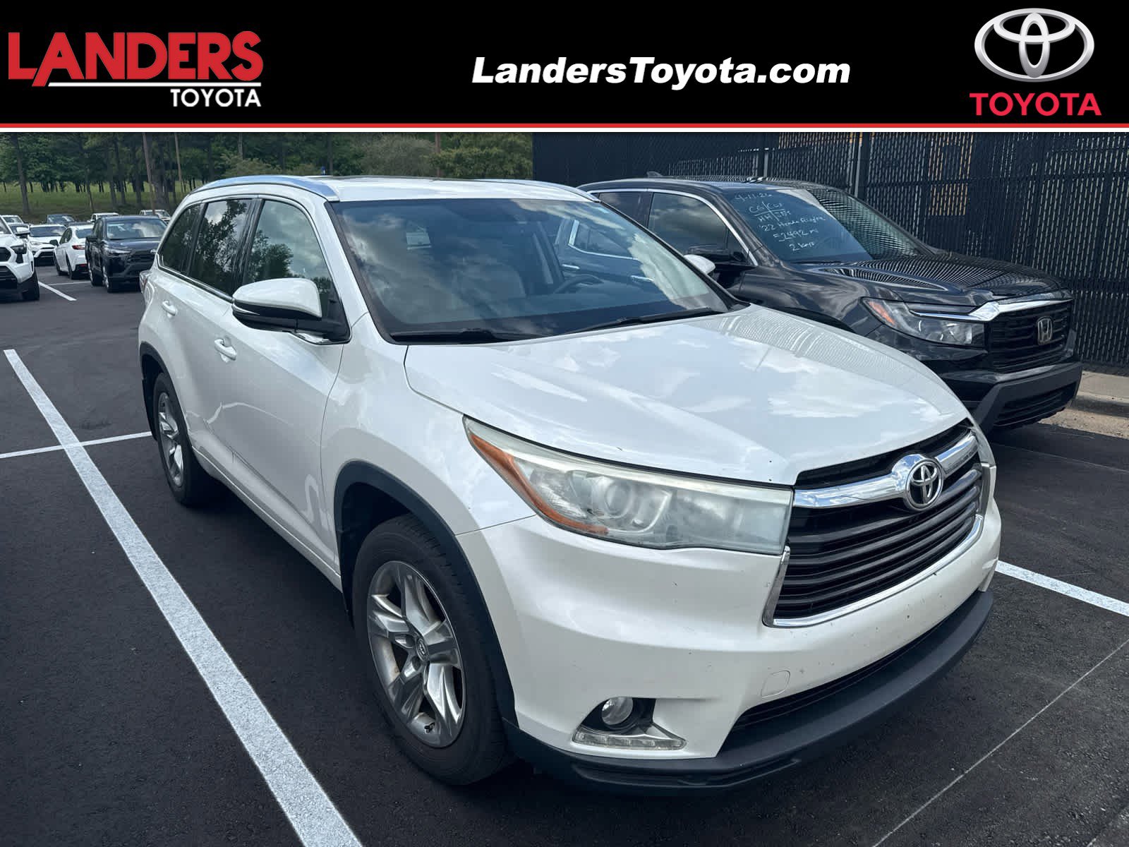 Used 2015 Toyota Highlander Limited FWD image 1