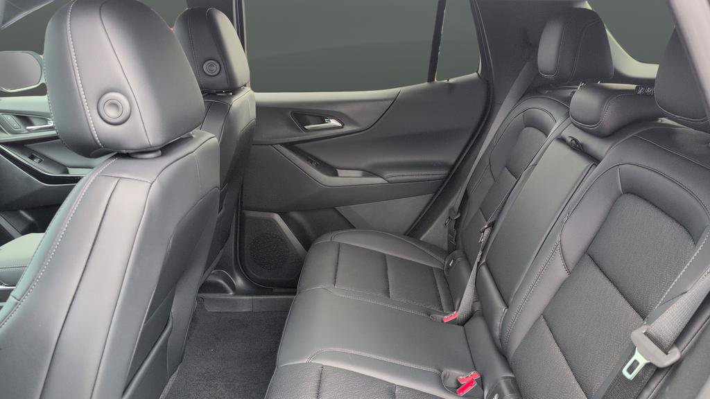 New 2026 Chevrolet Equinox LT w/ Convenience Package II AWD/4WD image 23