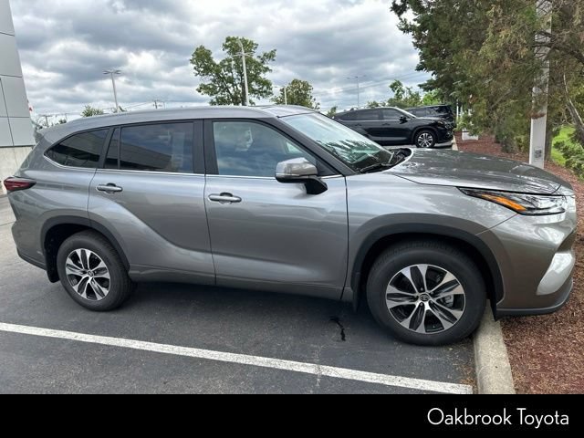 Used 2026 Toyota Highlander XLE AWD/4WD image 13