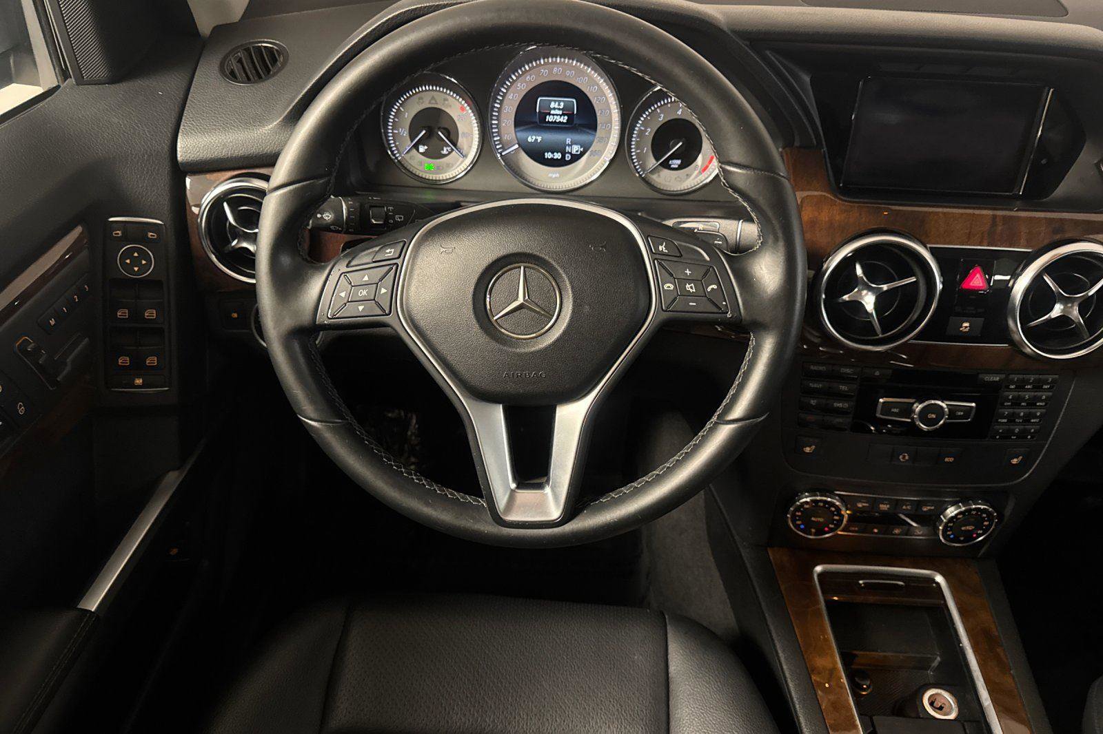 Used 2015 Mercedes-Benz GLK 350 4MATIC image 13