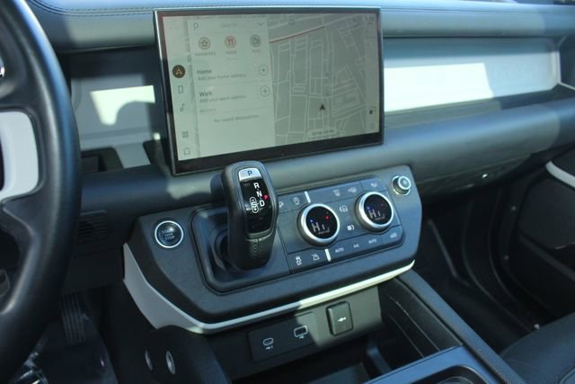 Used 2022 Land Rover Defender 110 X-Dynamic HSE image 16