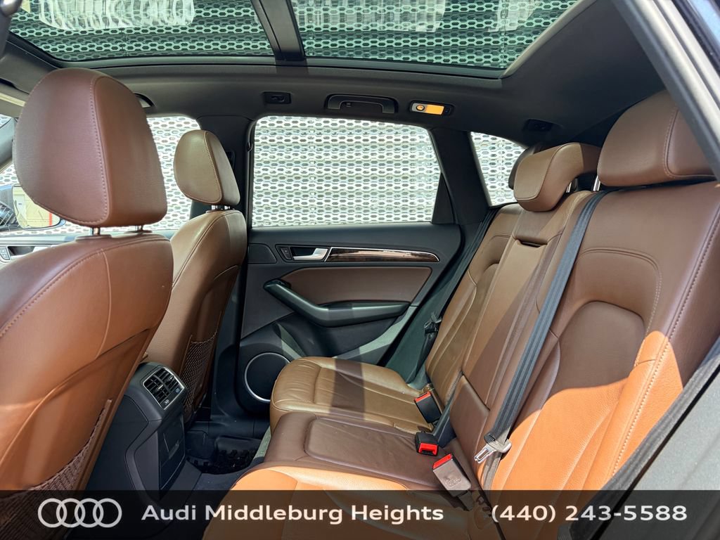 Used 2016 Audi Q5 2.0T Premium Plus w/ Technology Package AWD/4WD image 30