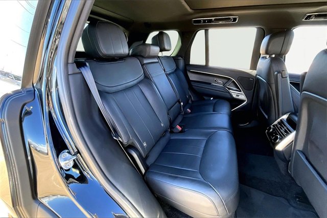 Used 2023 Land Rover Range Rover SE image 26