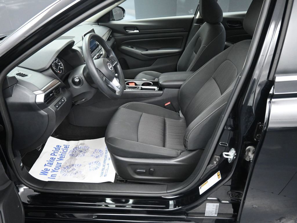 Used 2024 Nissan Altima 2.5 SV image 27