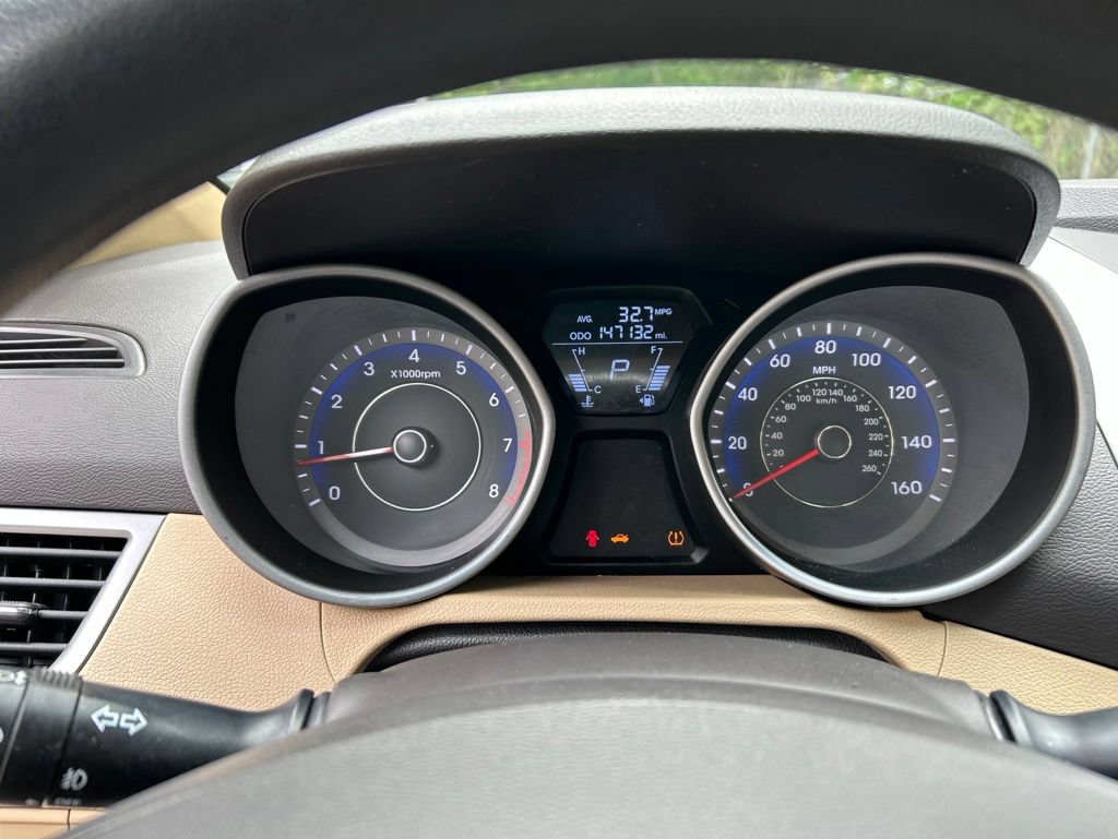 Used 2012 Hyundai Elantra GLS w/ Preferred Pkg 3 FWD image 17