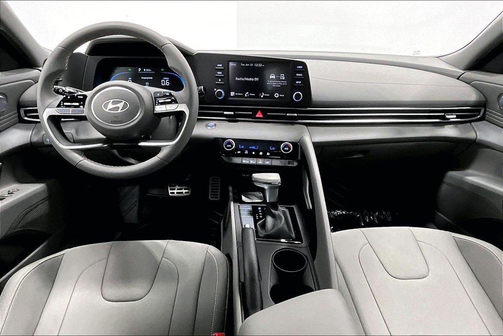 New 2026 Hyundai Elantra Sport FWD image 6
