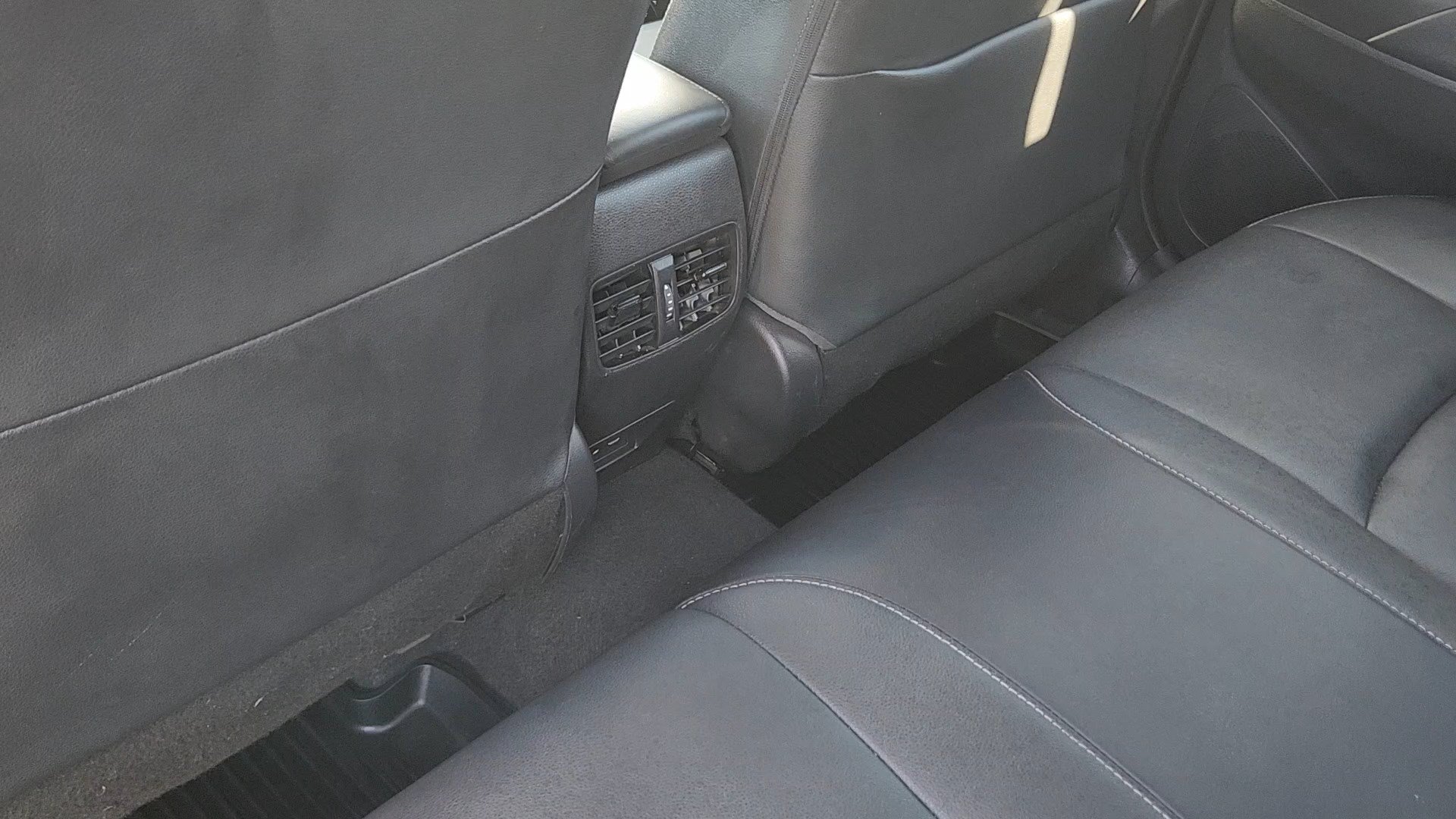 Certified 2025 Toyota Corolla Cross XLE AWD/4WD image 16