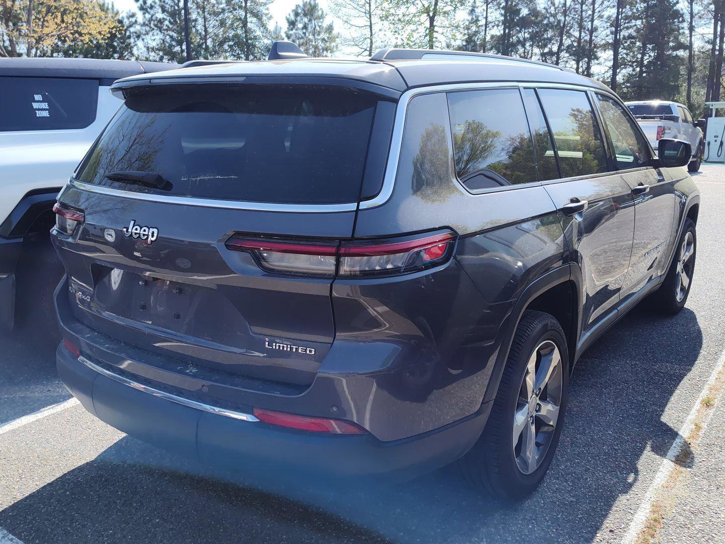 Used 2021 Jeep Grand Cherokee L Limited w/ Trailer Tow Group (B) image 4