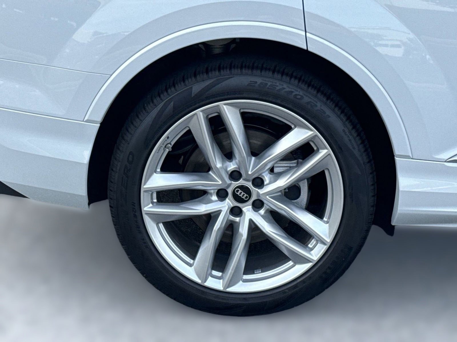 New 2025 Audi Q7 3.0T Premium Plus image 12