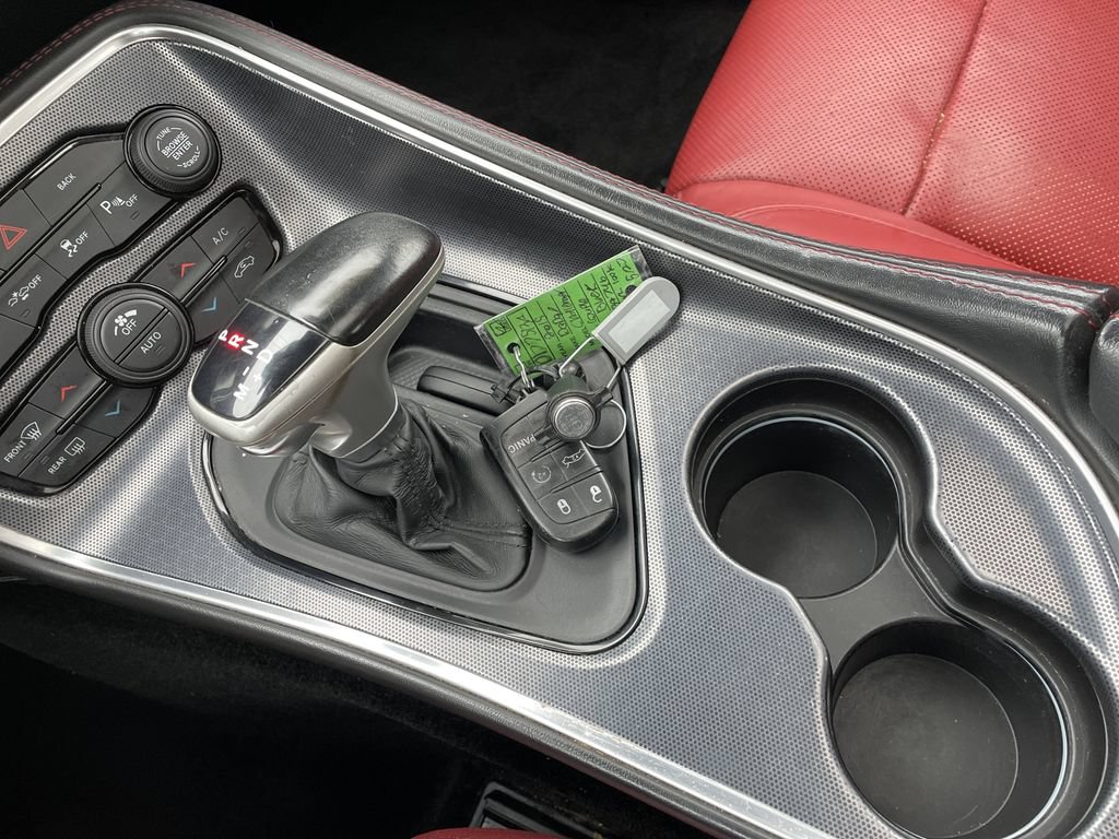 Used 2015 Dodge Challenger R/T Plus RWD image 21