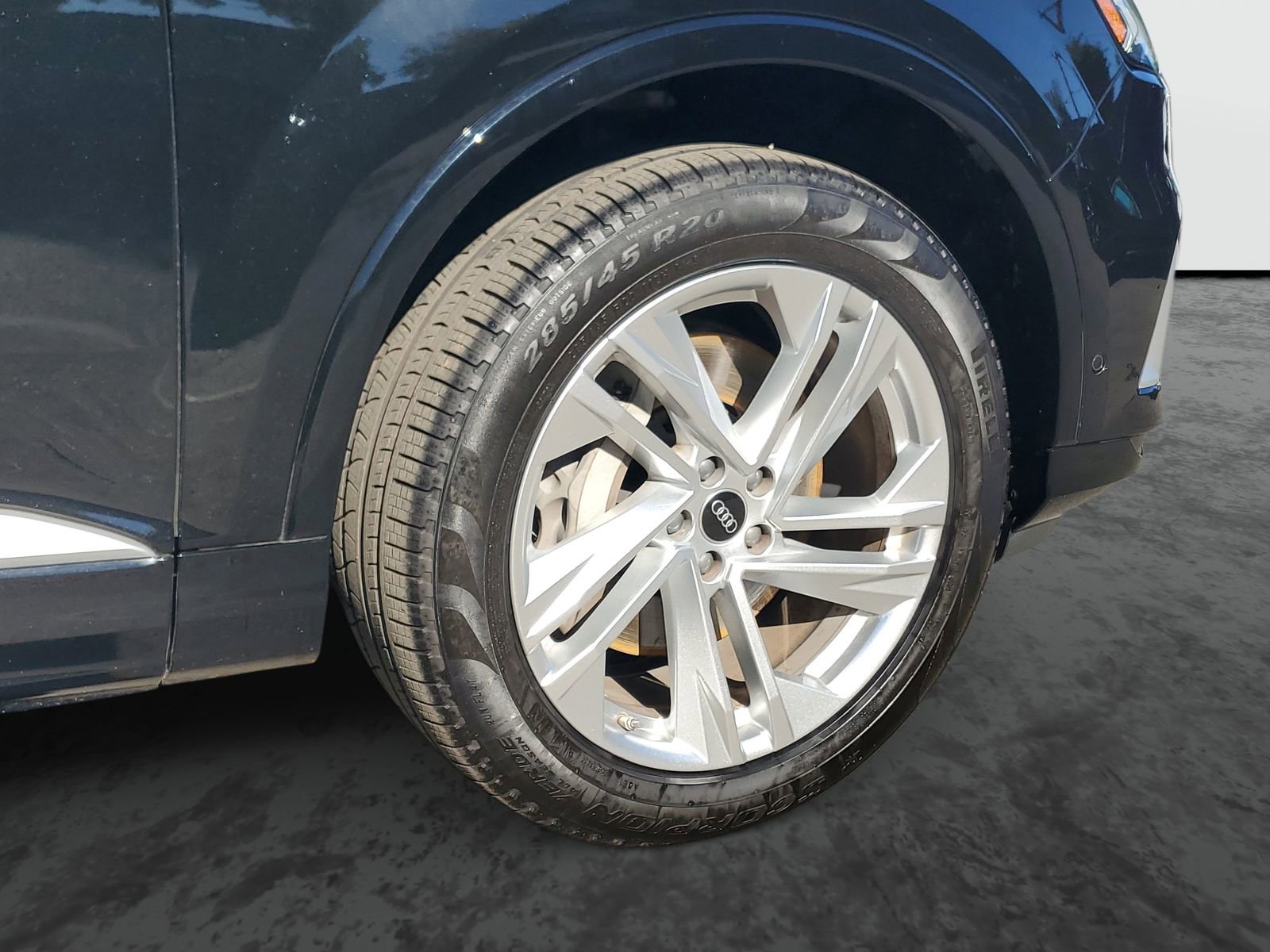 Used 2023 Audi Q7 3.0T Premium w/ Convenience Package image 6