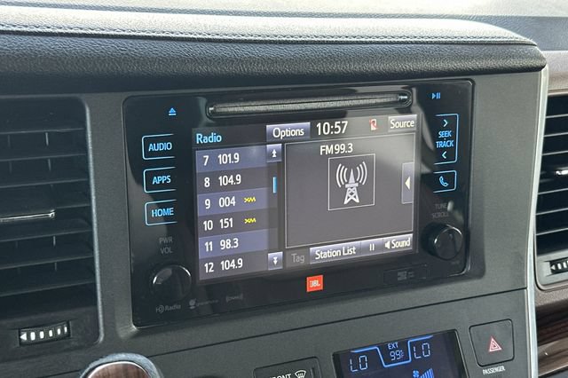 Used 2016 Toyota Sienna Limited FWD image 18