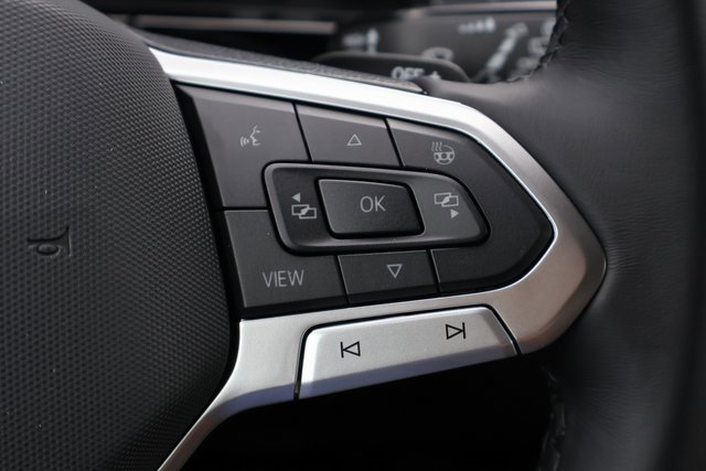 New 2026 Volkswagen Atlas Cross Sport SEL R-Line image 21