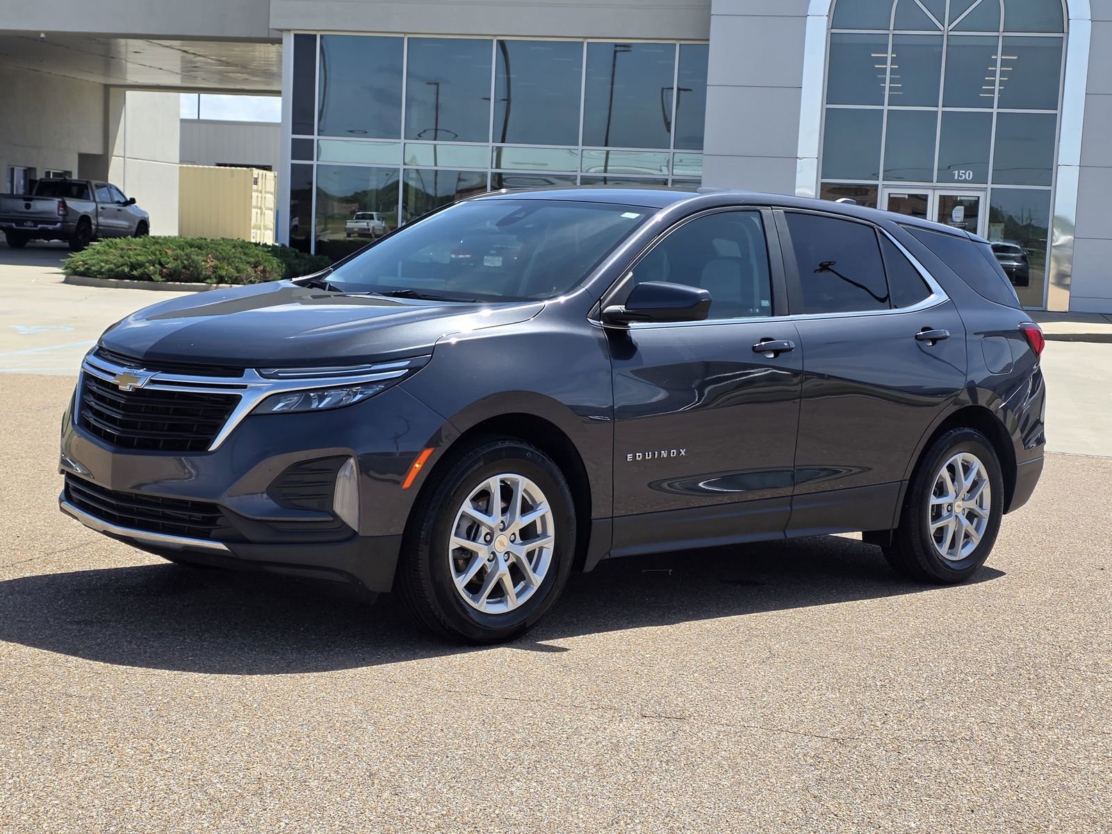 Used 2023 Chevrolet Equinox LT FWD image 26